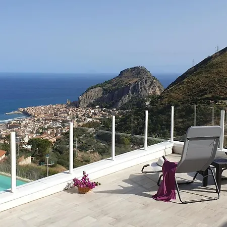 Nyaraló Mit Privatpool Fuer 10 Personen In Cefalu, Sizilien Cefalù