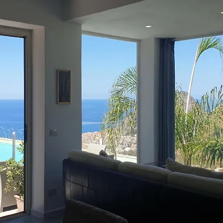 Mit Privatpool Fuer 10 Personen In Cefalu, Sizilien *
